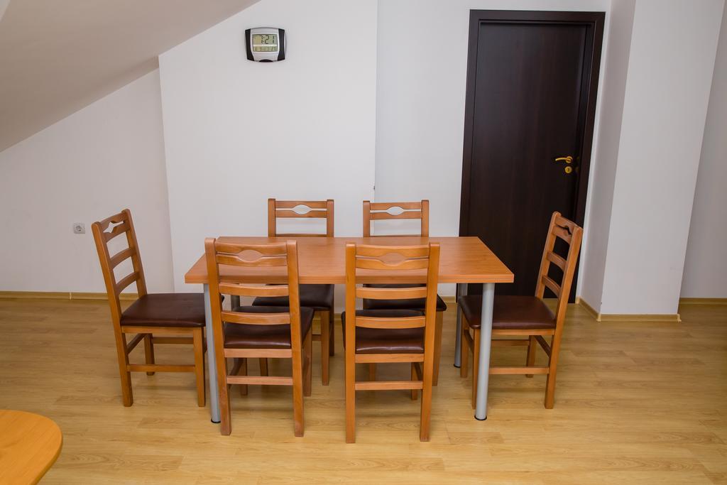 Three Mountains Penthouse Apartment 647 Razlog Ngoại thất bức ảnh