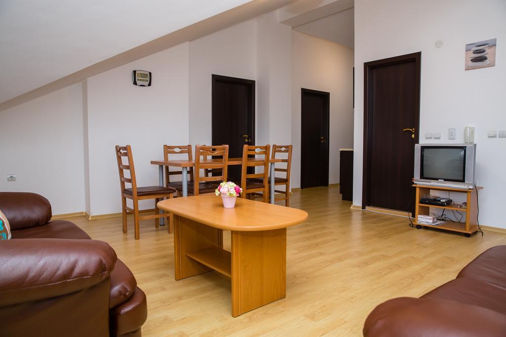 Three Mountains Penthouse Apartment 647 Razlog Ngoại thất bức ảnh
